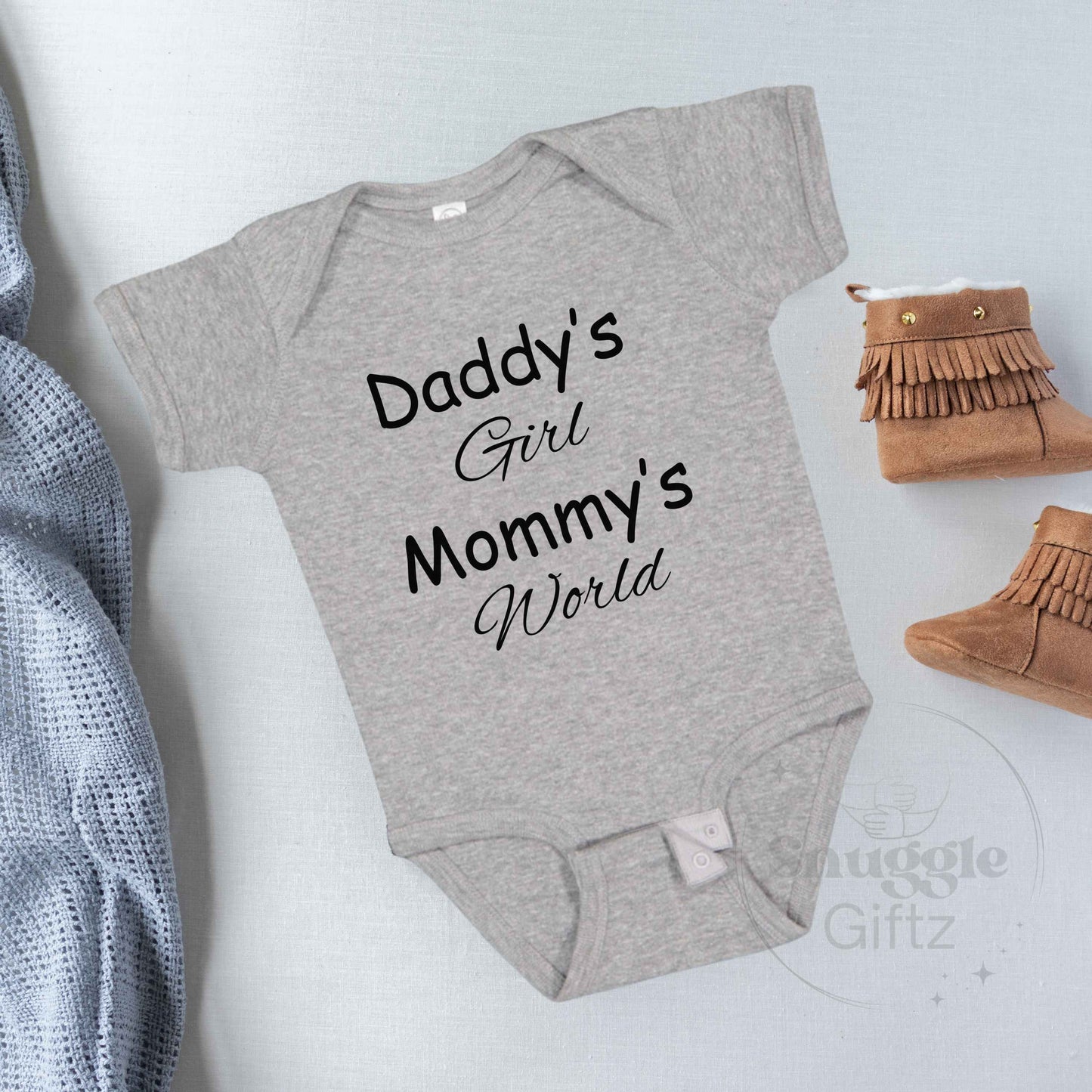 Daddy's Girl Mommy's World Text Baby Infant Shirt Fun Cozy Bodysuit, Baby Girl Snapsuit, Soft Cute Diaper Shirt Romper Sleeper