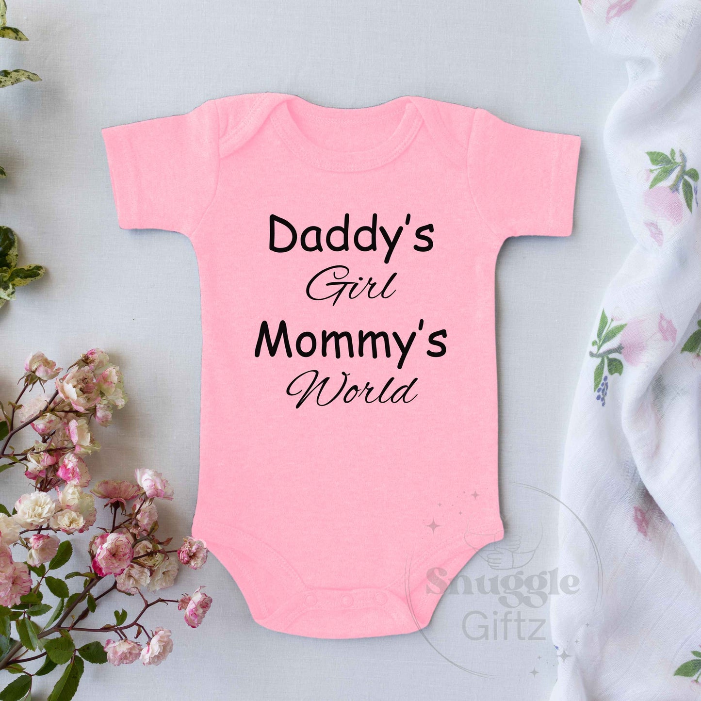 Daddy's Girl Mommy's World Text Baby Infant Shirt Fun Cozy Bodysuit, Baby Girl Snapsuit, Soft Cute Diaper Shirt Romper Sleeper